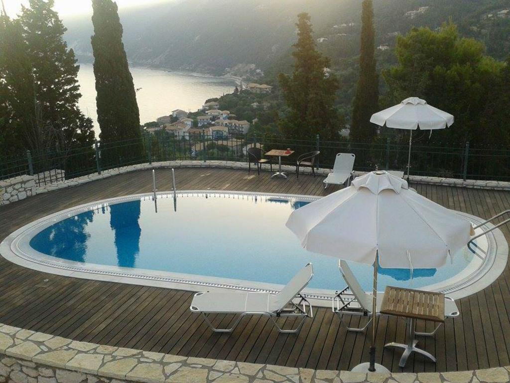 Villa Milia อาโยส นิกีตัส ภายนอก รูปภาพ
